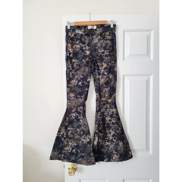 Free People Inferno Flare Bronze Combo Abstract Floral Pants 26 NWOT - Picture 4 of 11